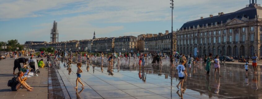 Place de la Bourse mit Spiegelbecken, Bordeaux