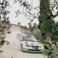 Skoda Fabia (Rally) auf Schotterstraße
