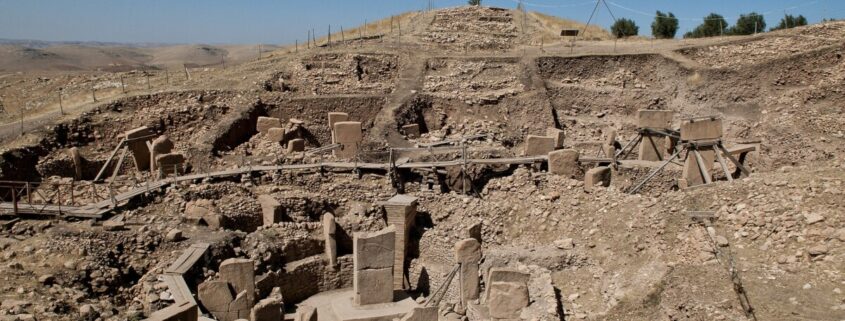 Göbekli Tepe, Şanlıurfa – dieselbe Ausgrabungsstätte, T-Pfeiler