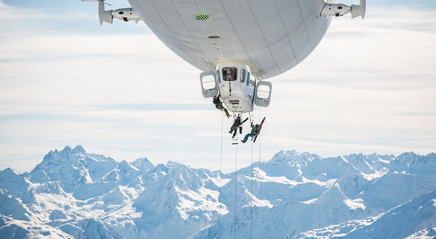 Zeppelin Skiing: Sachen gibt‘s, die gibt’s gar nicht