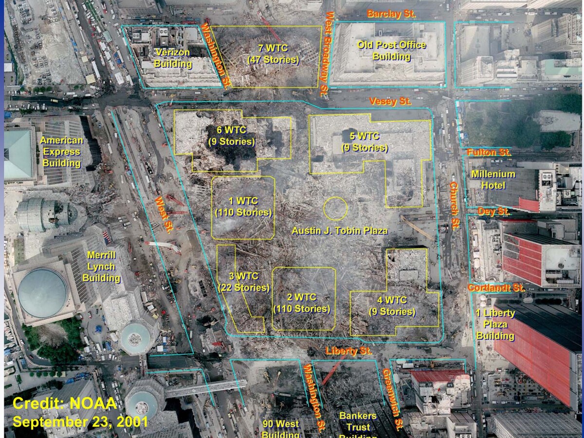 Luftaufnahme Ground Zero / WTC-Site nach den Anschlägen (23.09.2001)