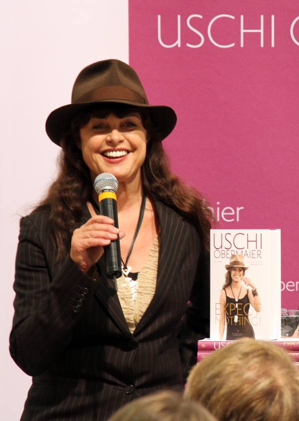 Uschi Obermaier auf der Frankfurter Buchmesse 2013 (Porträt)
