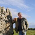 Jeremy Clarkson mit Hawkstone-Lager (2021), passt zur Farm-Story