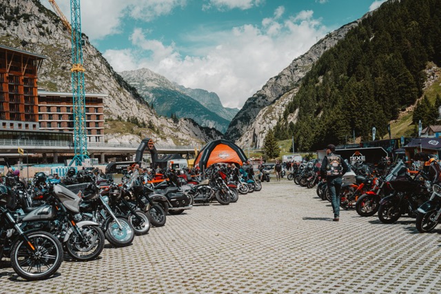 Andermatt-Freedom-Ride-das-etwas-andere-Bikertreffen