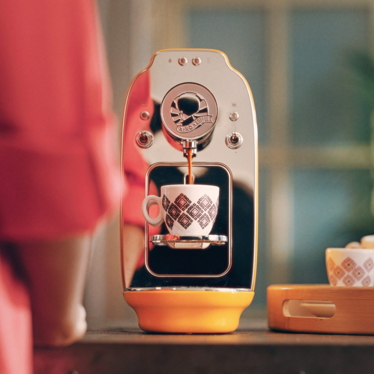 Kahawa-Afro-Coffee-pr-sentiert-erste-Kapselmaschine