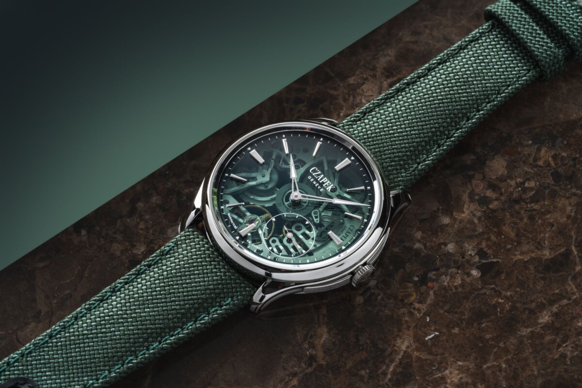 Czapek Promenade Transparencies am Handgelenk (Bild: Vorgänger-Edition Viridian Green)