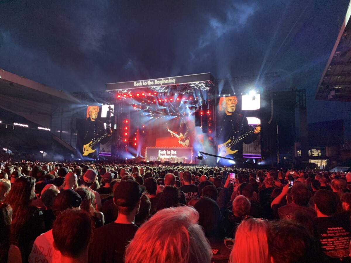Black Sabbath Original-Besetzung auf der Bühne bei Back to the Beginning in Birmingham