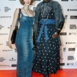 Sängerin Doretta Carter mit Leia Schuster am Red Carpet der Vienna Fashion Week.26