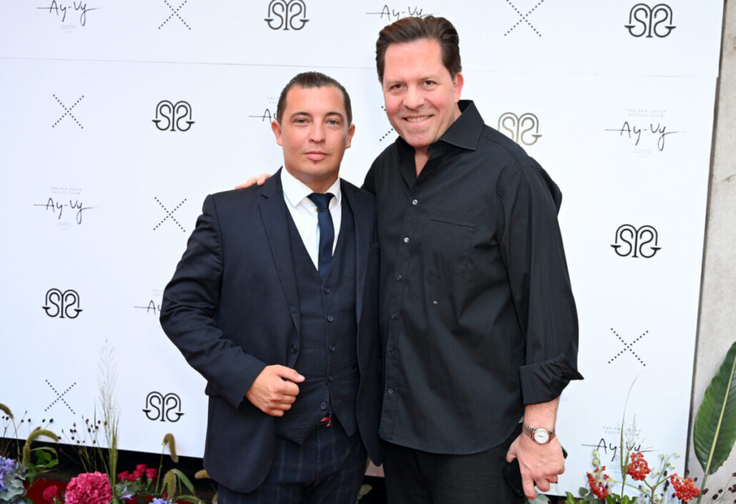 Jakob Trummer und Daniel Serafin beim Opening des Sanatorium in Wien