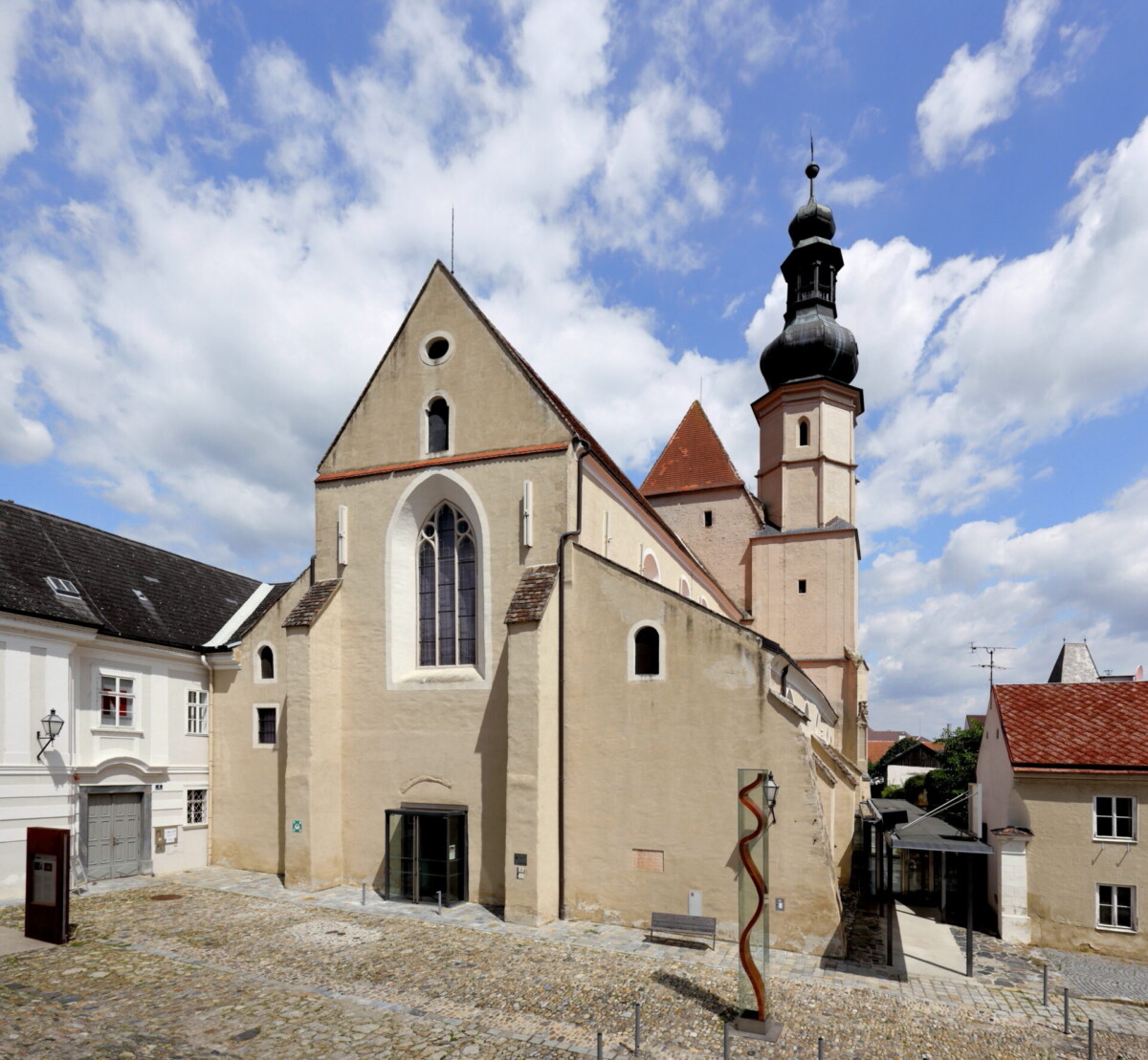 Klangraum Krems Minoritenkirche in Stein an der Donau, Ort der Preisverleihung an Dacia Maraini