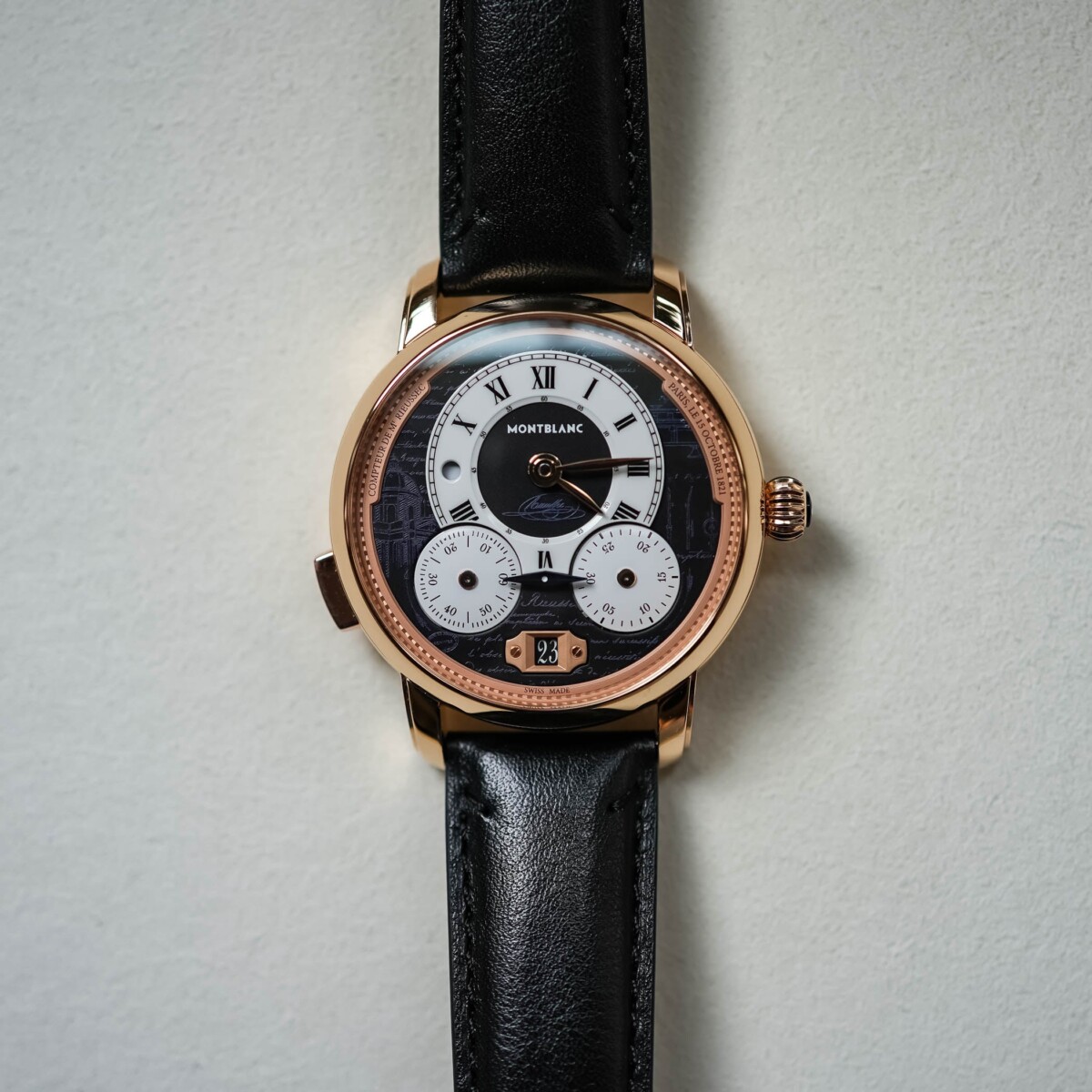 Gehäuse, zwiebelförmige Krone und Lünette des Montblanc Star Legacy Nicolas Rieussec Chronograph in Roségold