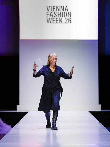 36 Blicke auf eine Nacht