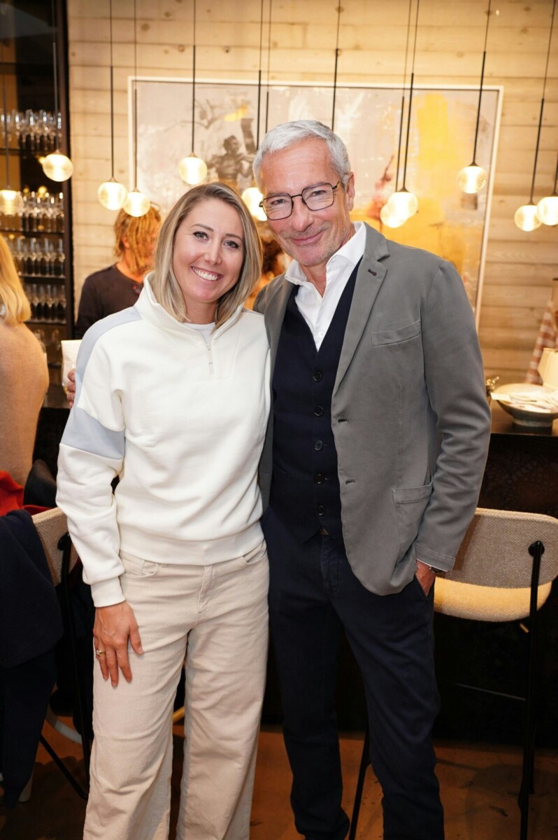 Conny Hütter mit Rainer Pariasek beim Pressebrunch von COLMAR und Ski Austria