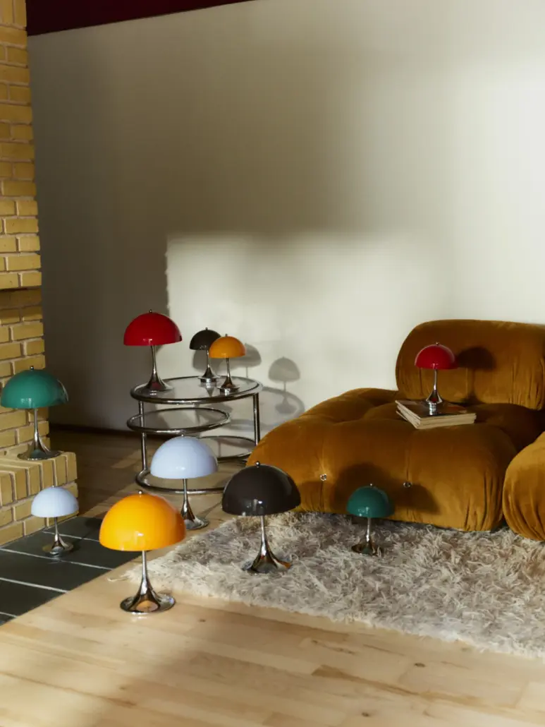 Panthella Originals in Blau, Orange und Braun