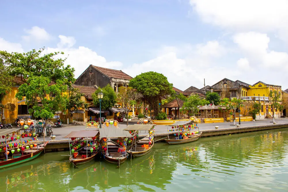 In der Altstadt von Hoi An, Wikinger-Reise für Alleinreisende nach Vietnam