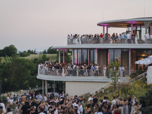 Büroschluss X Cobenzl, Sommer-Afterwork auf der Weitsicht Cobenzl in Wien